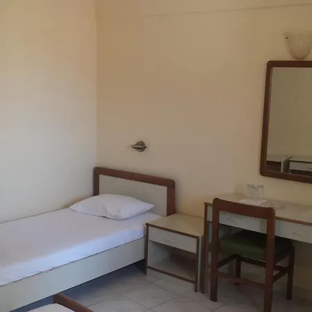 Ionis Hotel Áyios Nikítas
