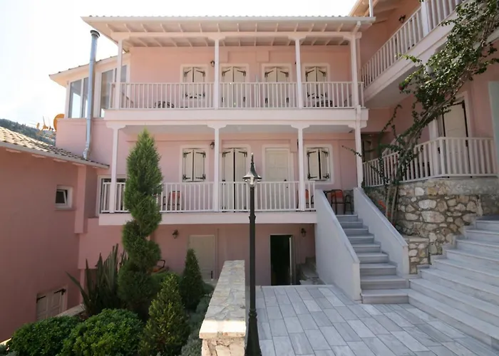 Hotel Ionis 2*